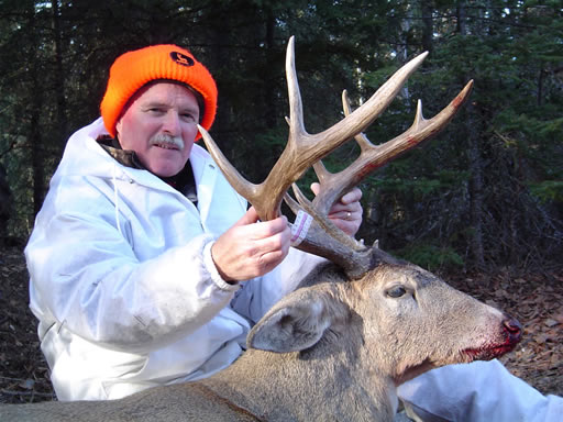 2004DeerSeason 010_jpg.jpg